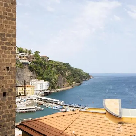 Apartment Romantic Seaview Flat With Balcony *