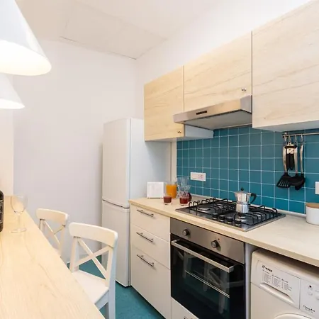 Romantic Seaview Flat With Balcony 소렌토